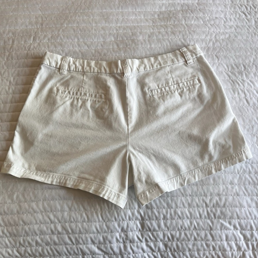 BCG Women White Twill Chino Shorts Size 12 Cotton Blend Casual Summer 098223 - Picture 2 of 6